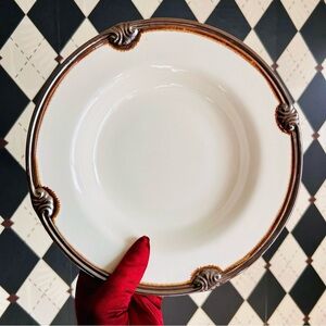 Luxury Set (4) Embassy Ivory Ceramic Bowls with Embossed Shell Rim| Discontinued